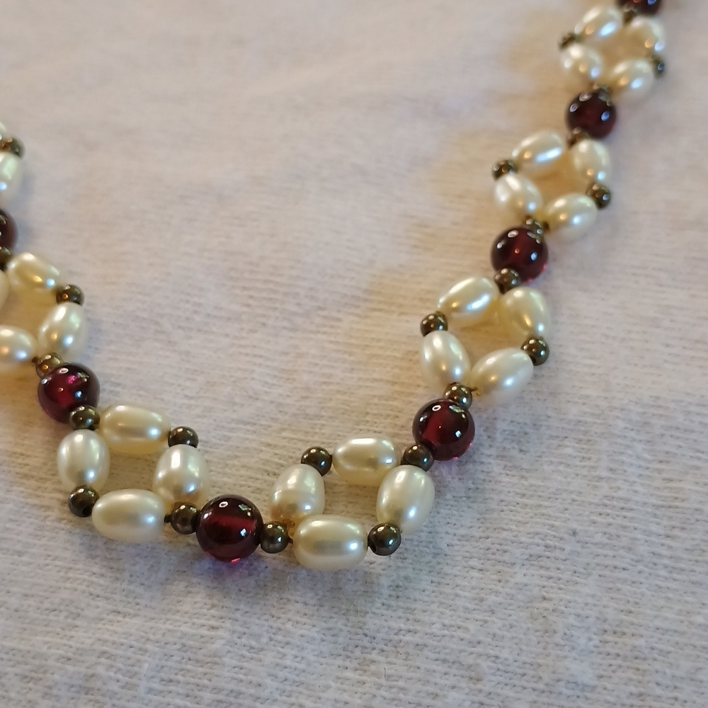 18" Long Pearl And Sterling Silver Beaded And Pinkish Purple Gemstone Necklace